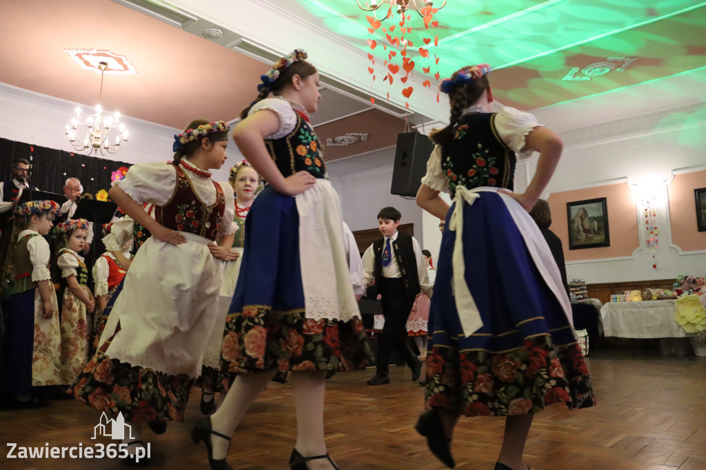 Fotorelacja: Kiermasz Wielkanocny w Pałacyku nad Wartą w Zawierciu