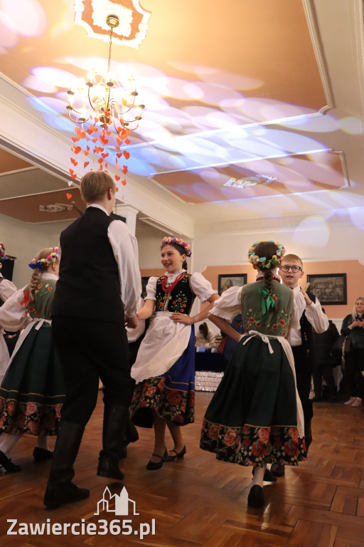 Fotorelacja: Kiermasz Wielkanocny w Pałacyku nad Wartą w Zawierciu