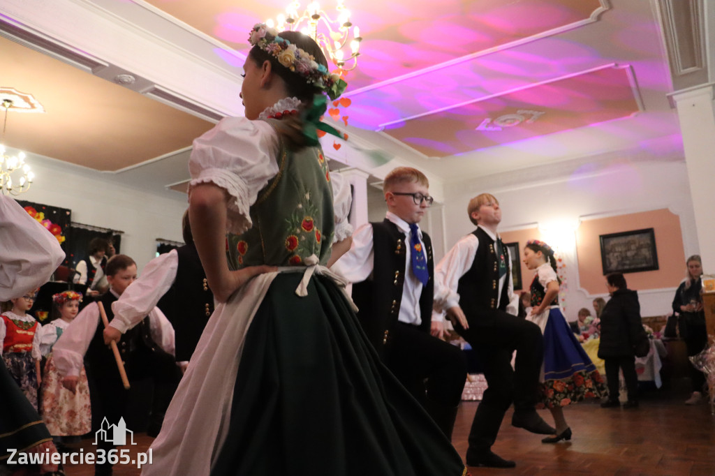 Fotorelacja: Kiermasz Wielkanocny w Pałacyku nad Wartą w Zawierciu