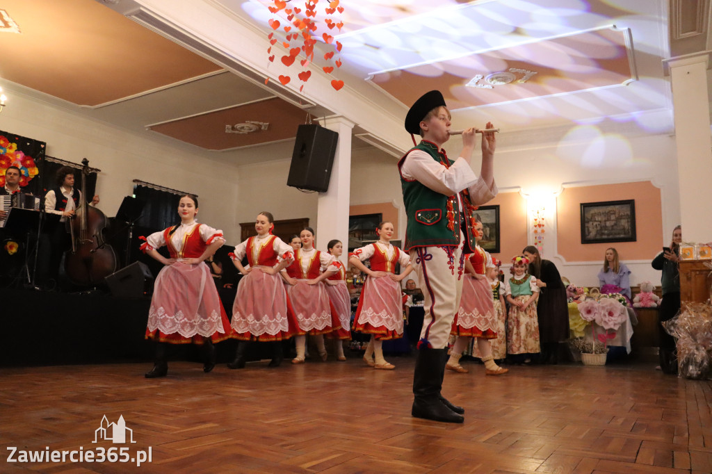 Fotorelacja: Kiermasz Wielkanocny w Pałacyku nad Wartą w Zawierciu