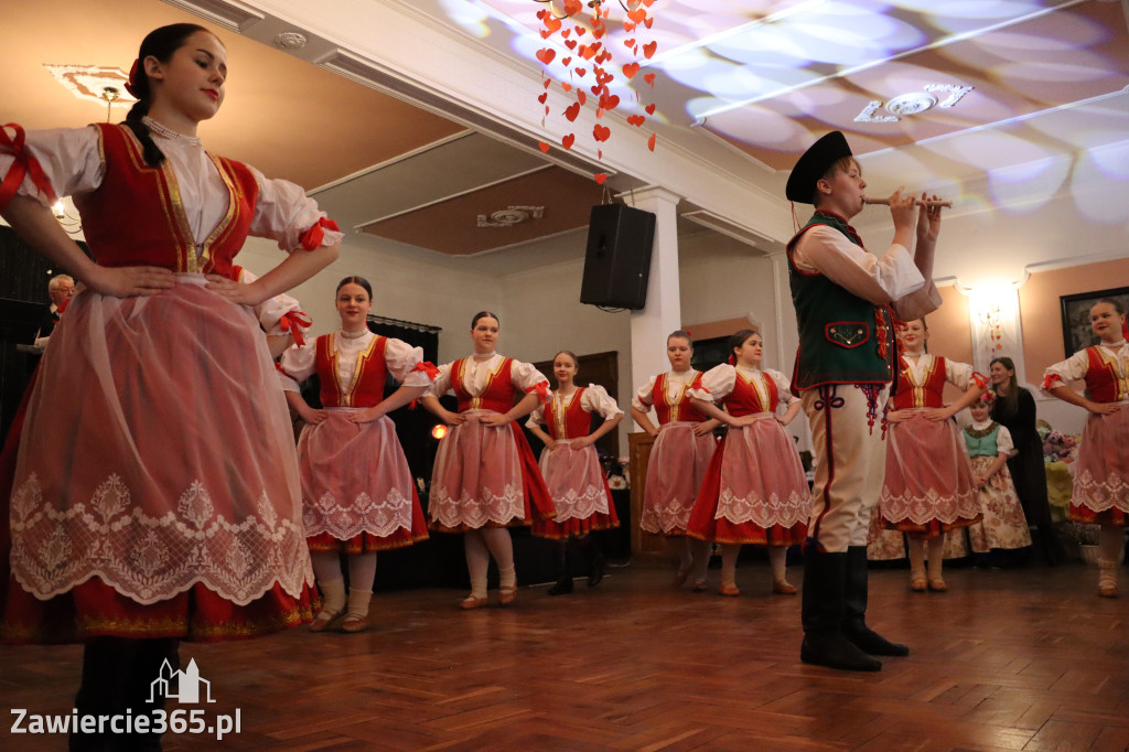 Fotorelacja: Kiermasz Wielkanocny w Pałacyku nad Wartą w Zawierciu