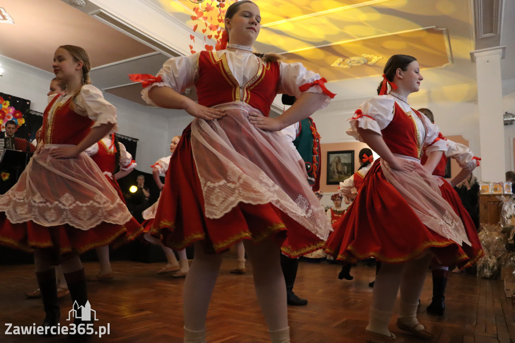 Fotorelacja: Kiermasz Wielkanocny w Pałacyku nad Wartą w Zawierciu