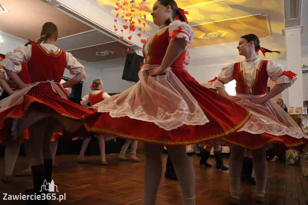 Fotorelacja: Kiermasz Wielkanocny w Pałacyku nad Wartą w Zawierciu