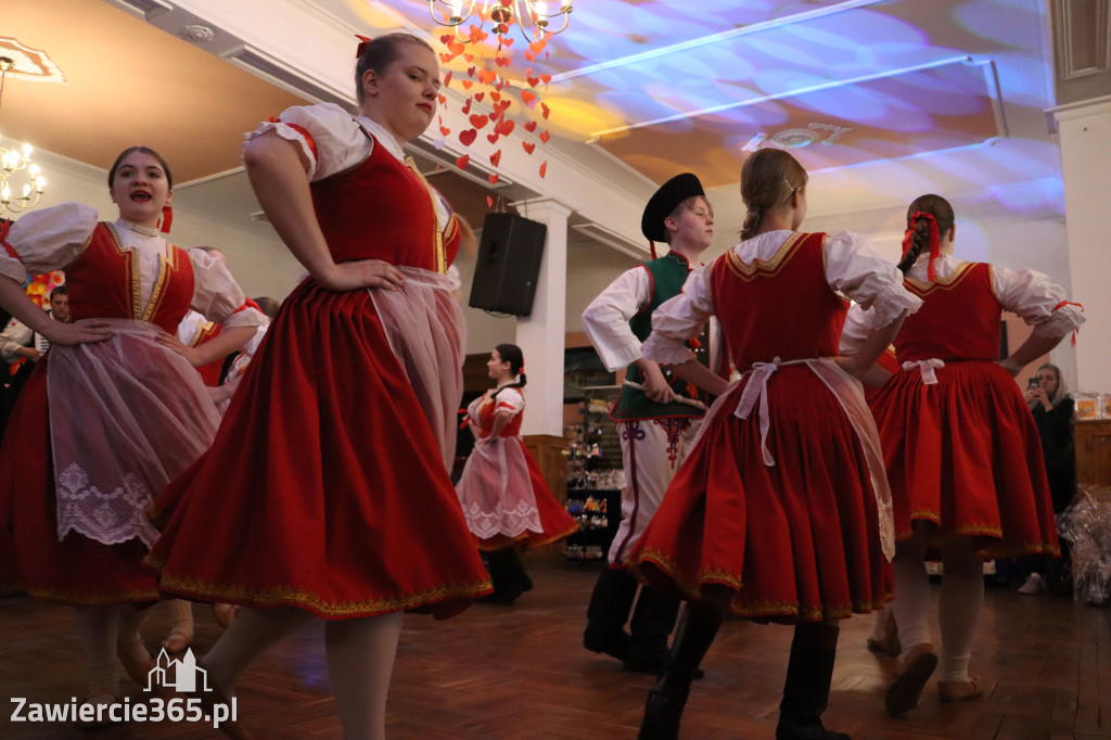 Fotorelacja: Kiermasz Wielkanocny w Pałacyku nad Wartą w Zawierciu