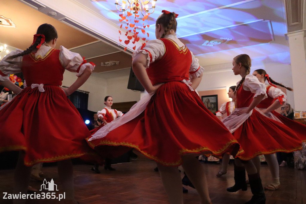 Fotorelacja: Kiermasz Wielkanocny w Pałacyku nad Wartą w Zawierciu