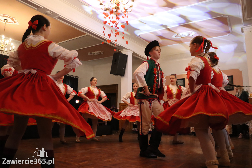 Fotorelacja: Kiermasz Wielkanocny w Pałacyku nad Wartą w Zawierciu