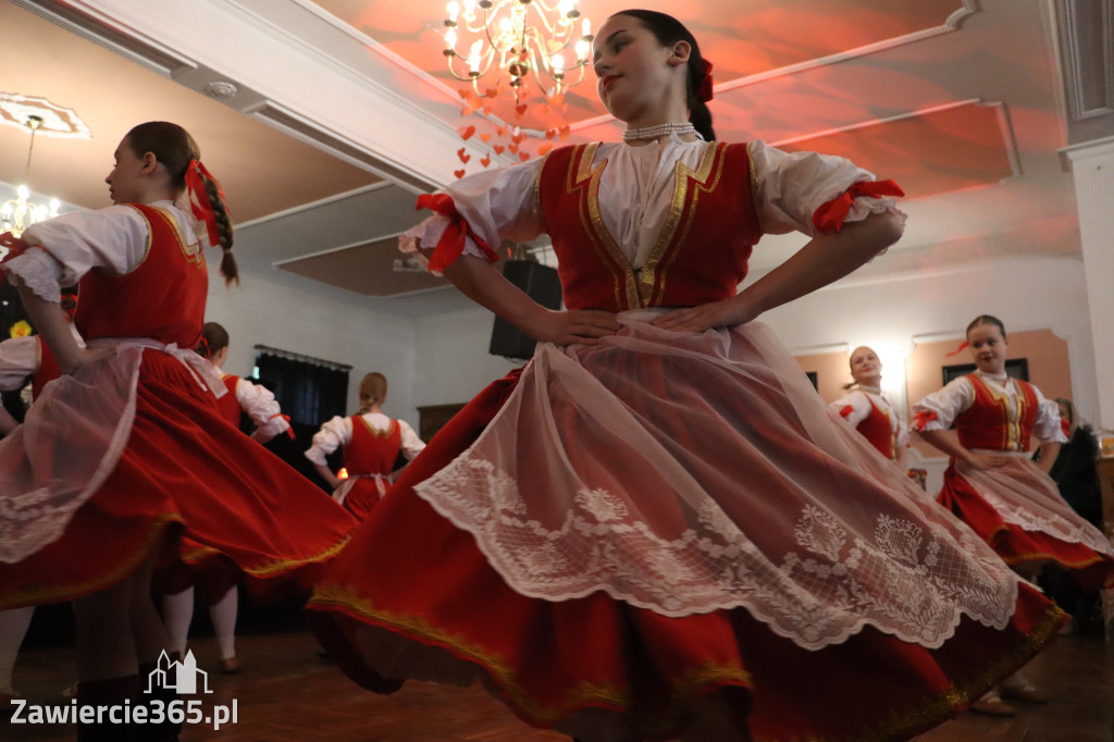 Fotorelacja: Kiermasz Wielkanocny w Pałacyku nad Wartą w Zawierciu