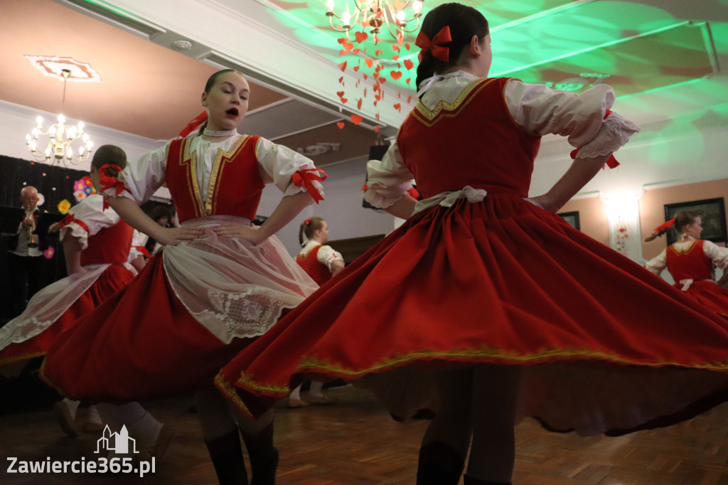 Fotorelacja: Kiermasz Wielkanocny w Pałacyku nad Wartą w Zawierciu