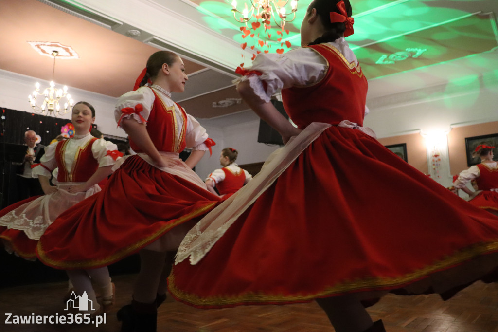 Fotorelacja: Kiermasz Wielkanocny w Pałacyku nad Wartą w Zawierciu