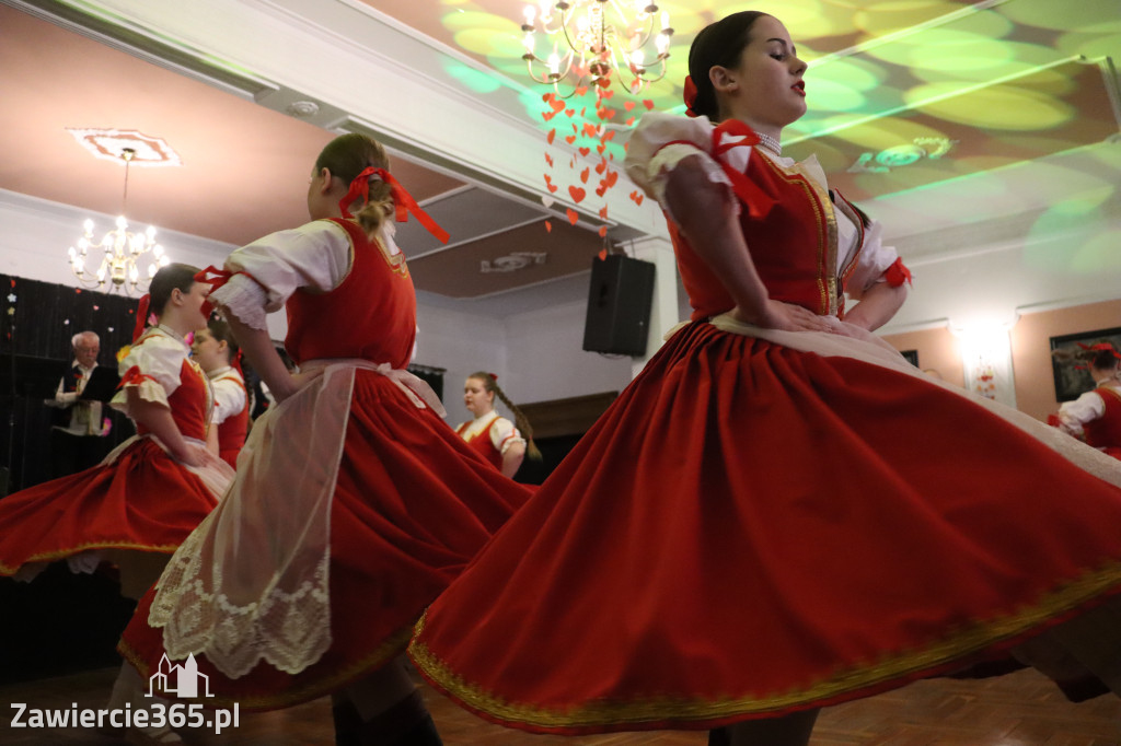 Fotorelacja: Kiermasz Wielkanocny w Pałacyku nad Wartą w Zawierciu