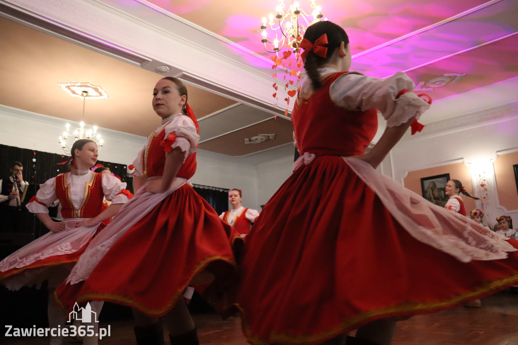 Fotorelacja: Kiermasz Wielkanocny w Pałacyku nad Wartą w Zawierciu