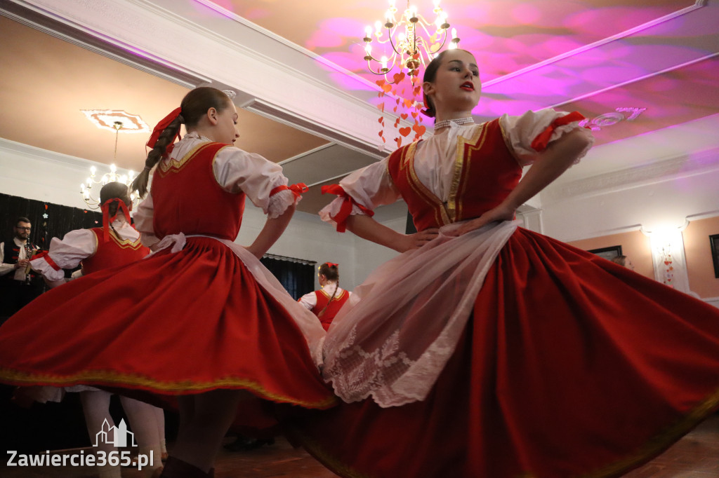 Fotorelacja: Kiermasz Wielkanocny w Pałacyku nad Wartą w Zawierciu