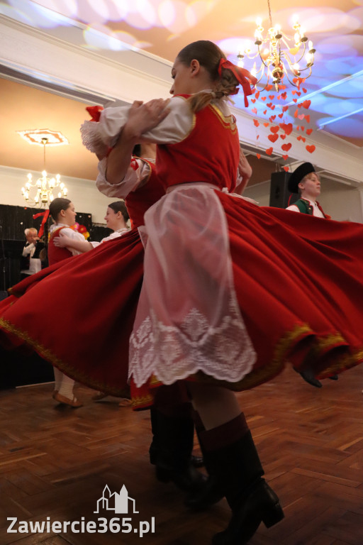 Fotorelacja: Kiermasz Wielkanocny w Pałacyku nad Wartą w Zawierciu