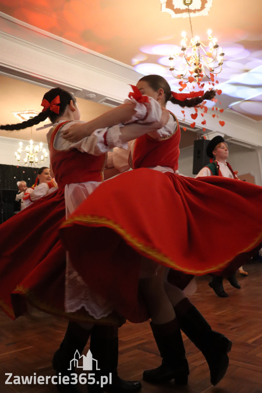 Fotorelacja: Kiermasz Wielkanocny w Pałacyku nad Wartą w Zawierciu