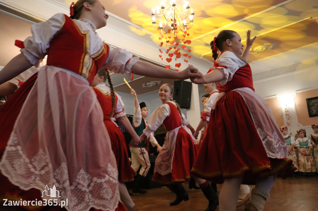 Fotorelacja: Kiermasz Wielkanocny w Pałacyku nad Wartą w Zawierciu