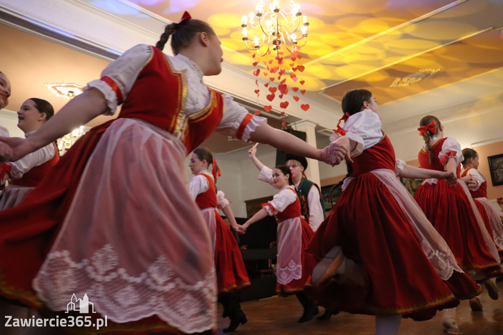 Fotorelacja: Kiermasz Wielkanocny w Pałacyku nad Wartą w Zawierciu