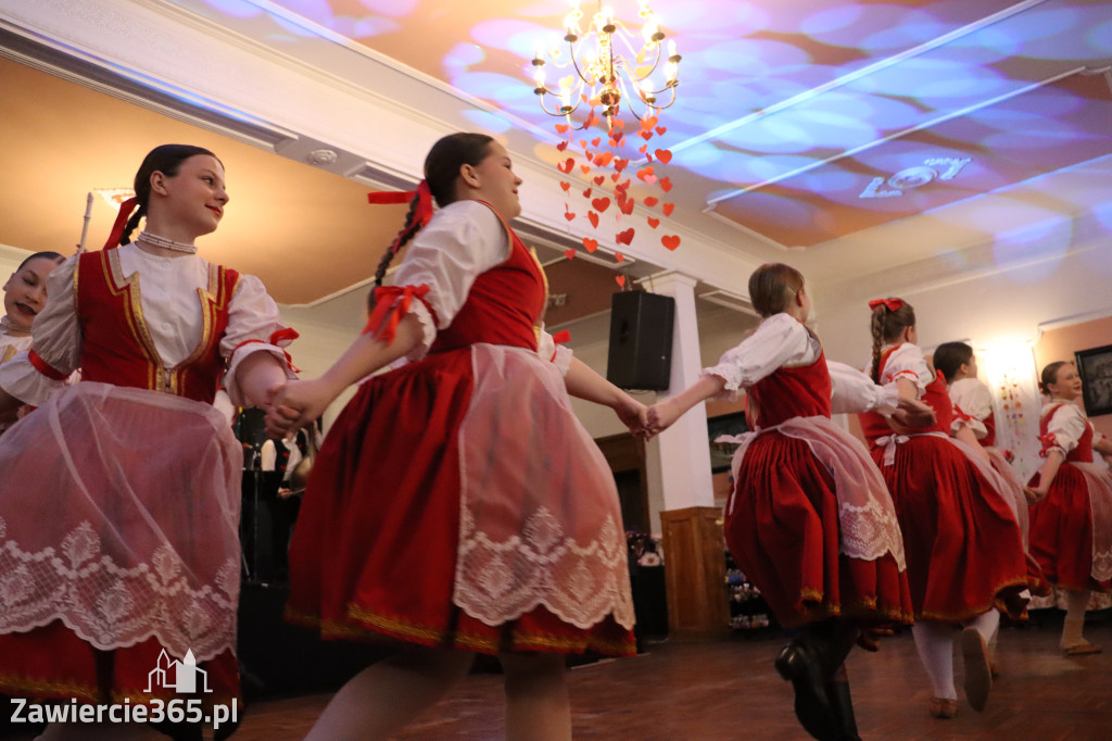 Fotorelacja: Kiermasz Wielkanocny w Pałacyku nad Wartą w Zawierciu