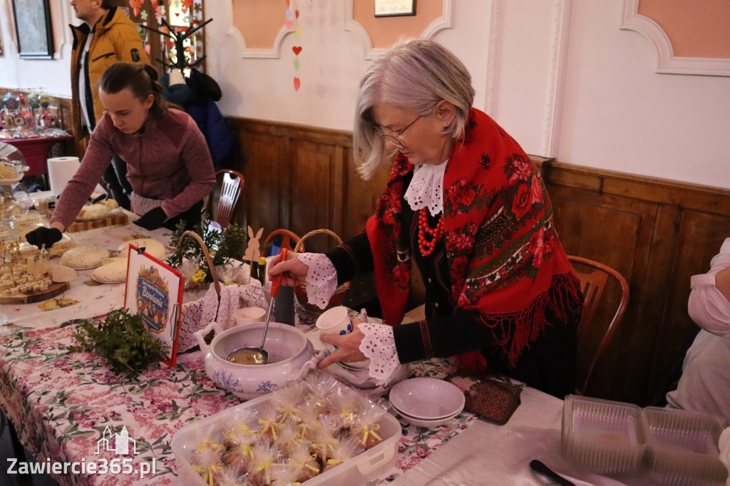 Fotorelacja: Kiermasz Wielkanocny w Pałacyku nad Wartą w Zawierciu