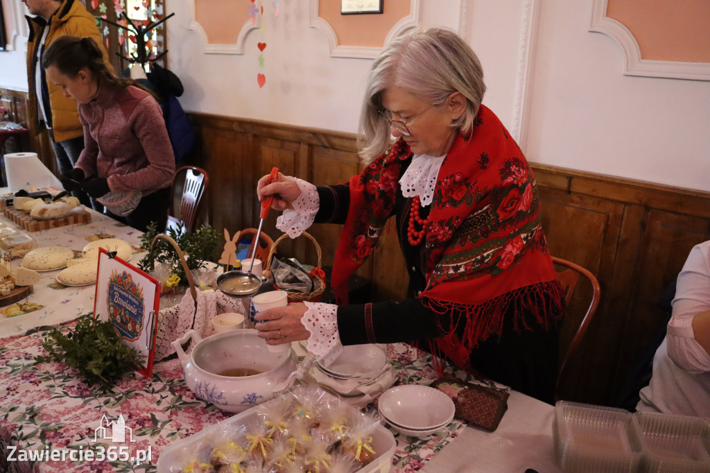 Fotorelacja: Kiermasz Wielkanocny w Pałacyku nad Wartą w Zawierciu