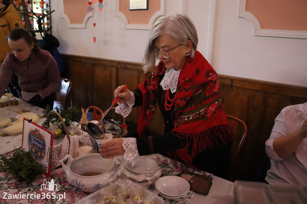 Fotorelacja: Kiermasz Wielkanocny w Pałacyku nad Wartą w Zawierciu