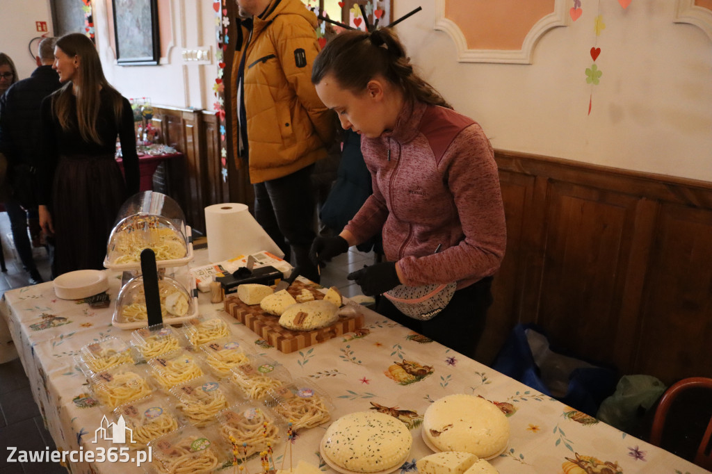 Fotorelacja: Kiermasz Wielkanocny w Pałacyku nad Wartą w Zawierciu