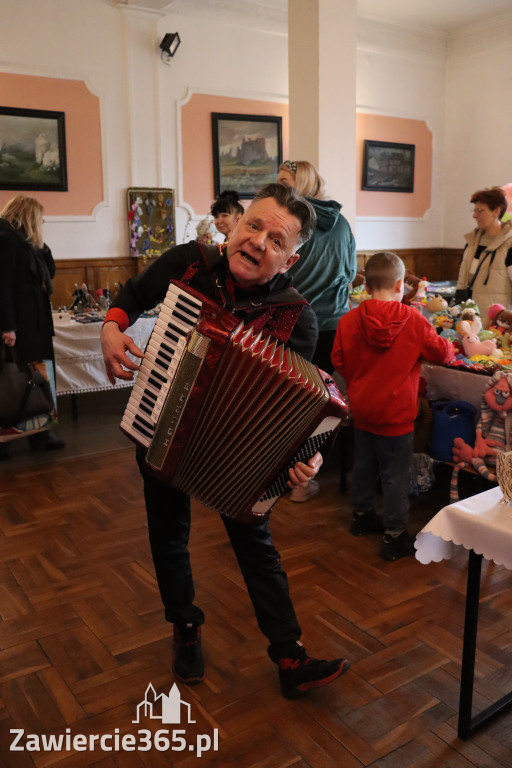 Fotorelacja: Kiermasz Wielkanocny w Pałacyku nad Wartą w Zawierciu