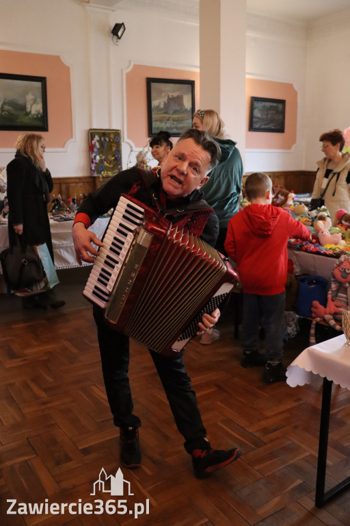 Fotorelacja: Kiermasz Wielkanocny w Pałacyku nad Wartą w Zawierciu