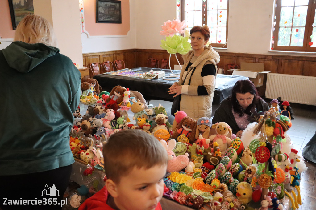 Fotorelacja: Kiermasz Wielkanocny w Pałacyku nad Wartą w Zawierciu