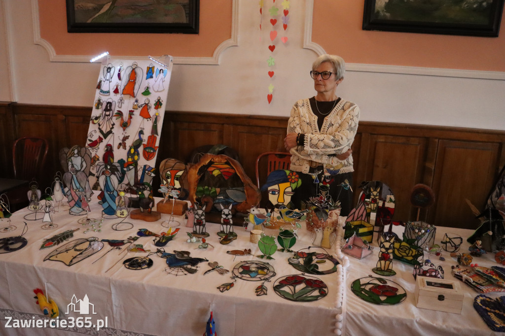 Fotorelacja: Kiermasz Wielkanocny w Pałacyku nad Wartą w Zawierciu