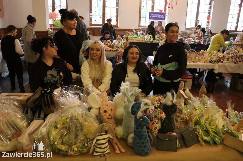 Fotorelacja: Kiermasz Wielkanocny w Pałacyku nad Wartą w Zawierciu