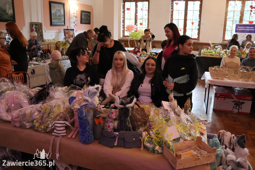 Fotorelacja: Kiermasz Wielkanocny w Pałacyku nad Wartą w Zawierciu