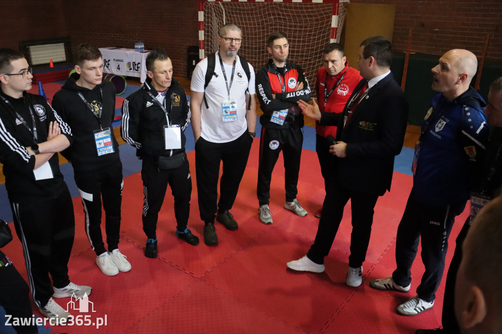 Fotorelacja: Zawody Taekwon-do Jura Cup oraz Międzywojewódzkie Mistrzostwa Juniorów w Łazach