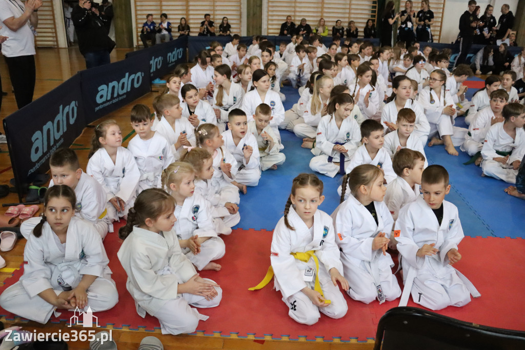 Fotorelacja: Zawody Taekwon-do Jura Cup oraz Międzywojewódzkie Mistrzostwa Juniorów w Łazach