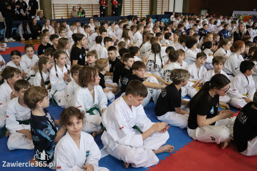 Fotorelacja: Zawody Taekwon-do Jura Cup oraz Międzywojewódzkie Mistrzostwa Juniorów w Łazach