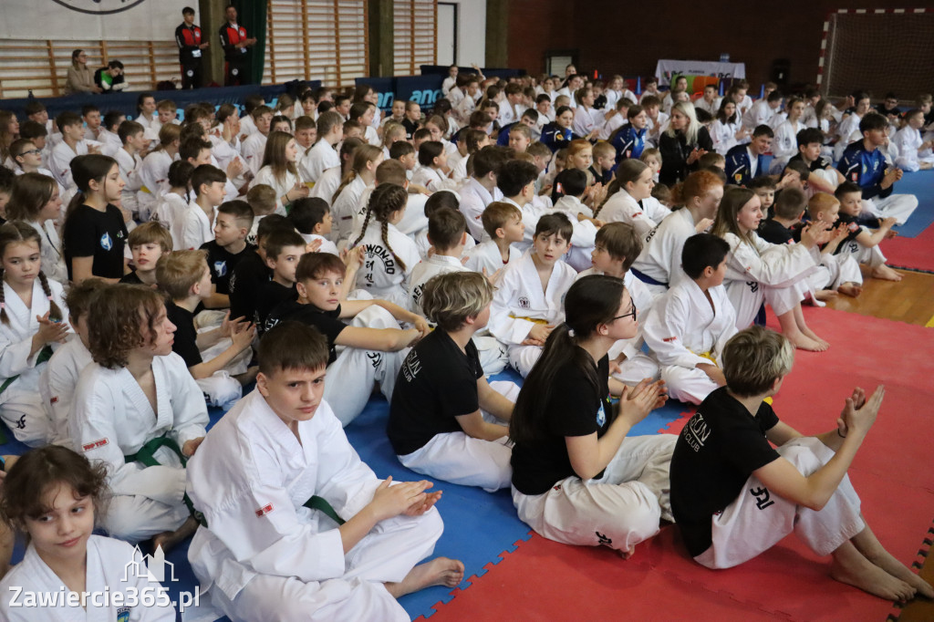 Fotorelacja: Zawody Taekwon-do Jura Cup oraz Międzywojewódzkie Mistrzostwa Juniorów w Łazach