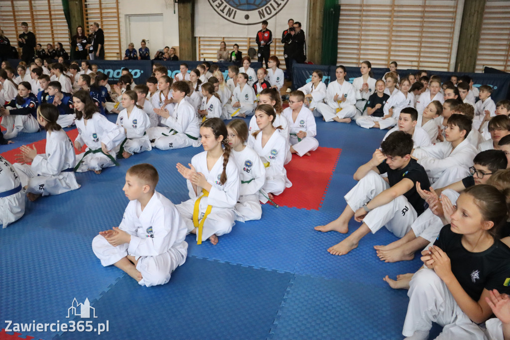Fotorelacja: Zawody Taekwon-do Jura Cup oraz Międzywojewódzkie Mistrzostwa Juniorów w Łazach