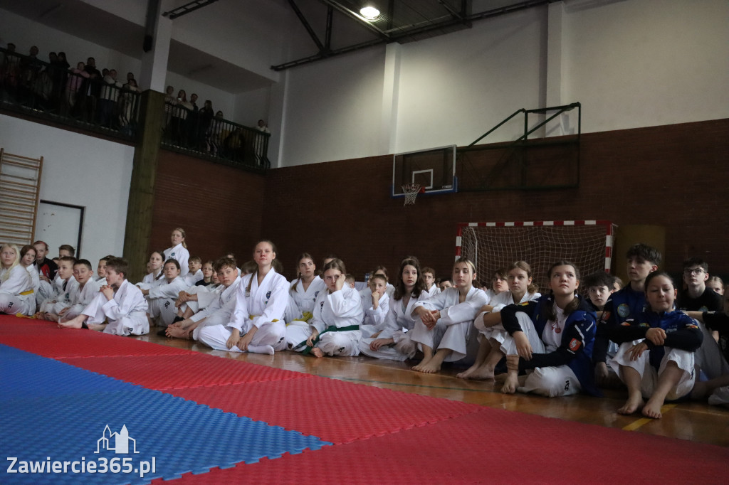 Fotorelacja: Zawody Taekwon-do Jura Cup oraz Międzywojewódzkie Mistrzostwa Juniorów w Łazach