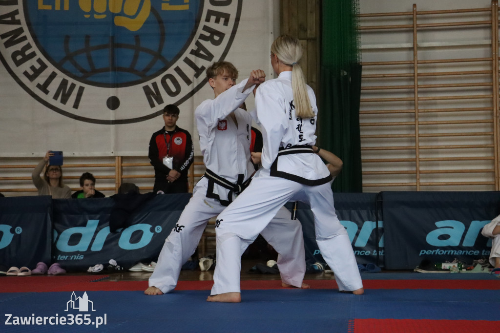 Fotorelacja: Zawody Taekwon-do Jura Cup oraz Międzywojewódzkie Mistrzostwa Juniorów w Łazach