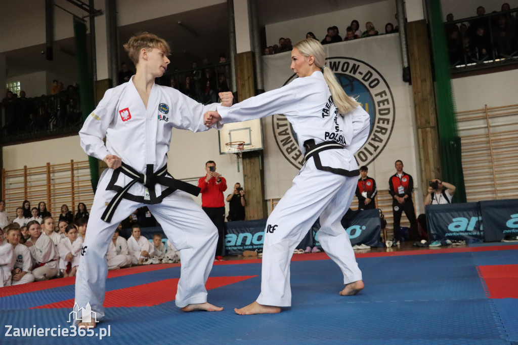 Fotorelacja: Zawody Taekwon-do Jura Cup oraz Międzywojewódzkie Mistrzostwa Juniorów w Łazach