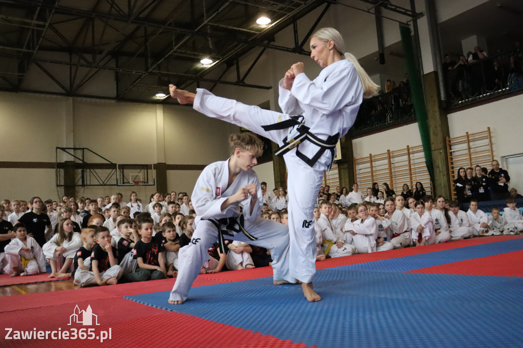 Fotorelacja: Zawody Taekwon-do Jura Cup oraz Międzywojewódzkie Mistrzostwa Juniorów w Łazach