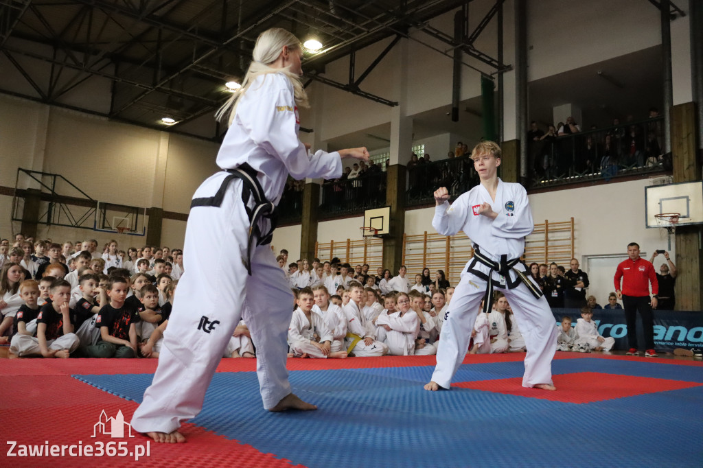 Fotorelacja: Zawody Taekwon-do Jura Cup oraz Międzywojewódzkie Mistrzostwa Juniorów w Łazach