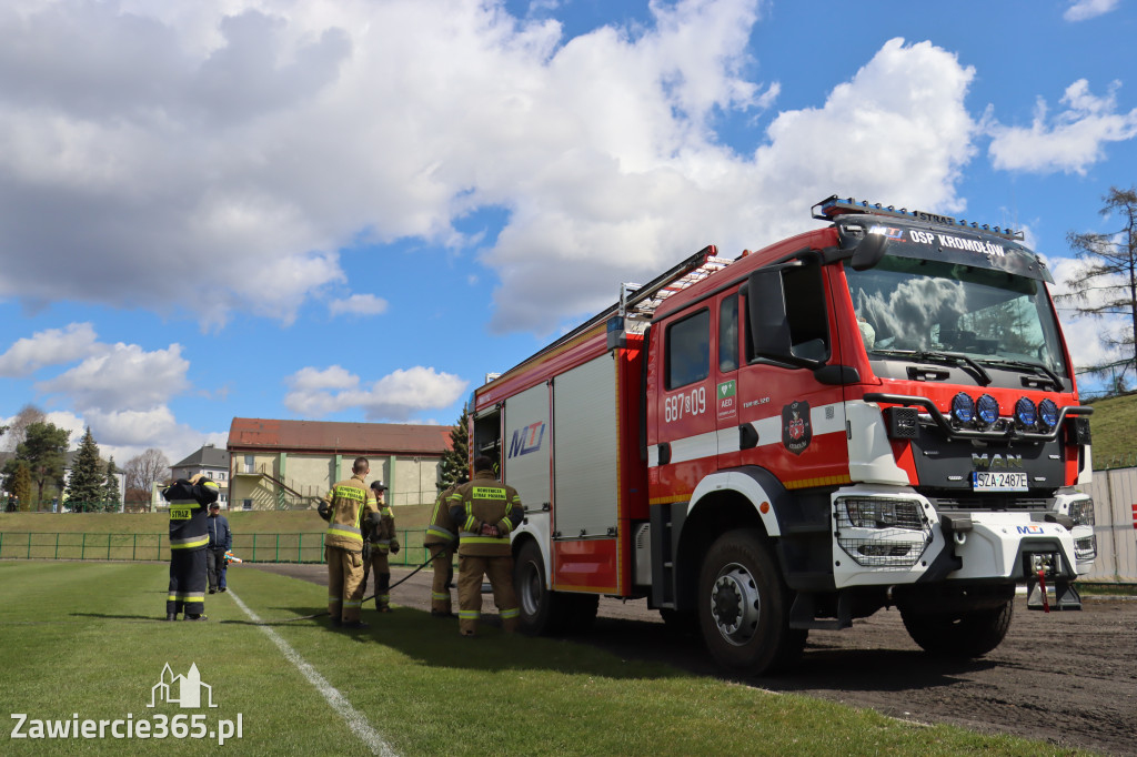 Fotorelacja: Lany Poniedziałek w Zawierciu!