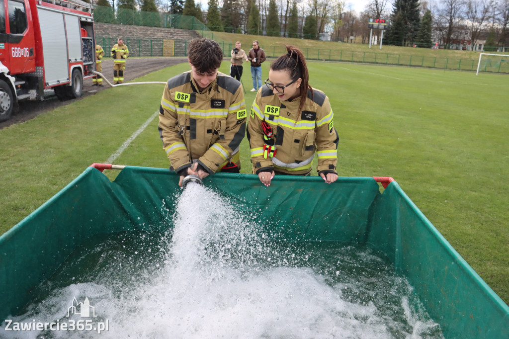 Fotorelacja: Lany Poniedziałek w Zawierciu!