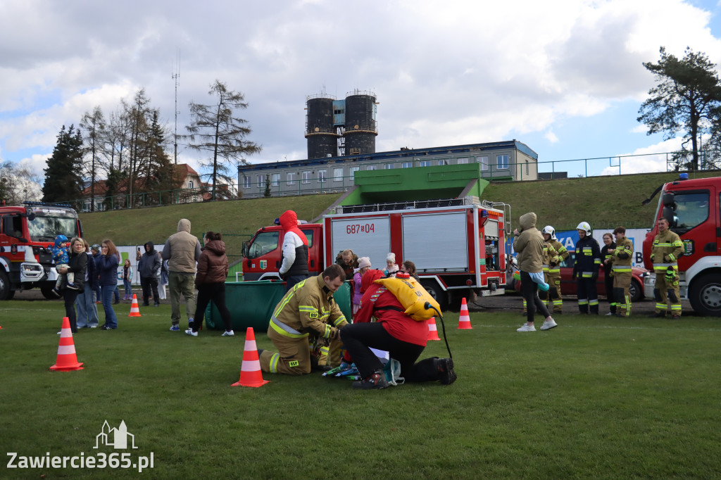 Fotorelacja: Lany Poniedziałek w Zawierciu!