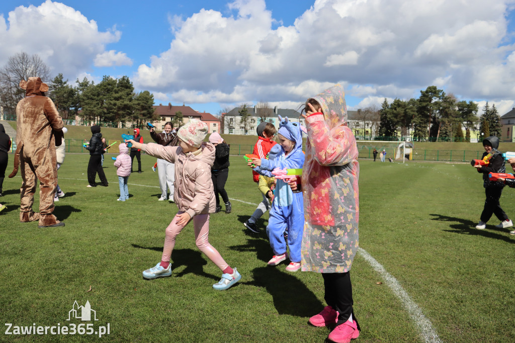 Fotorelacja: Lany Poniedziałek w Zawierciu!