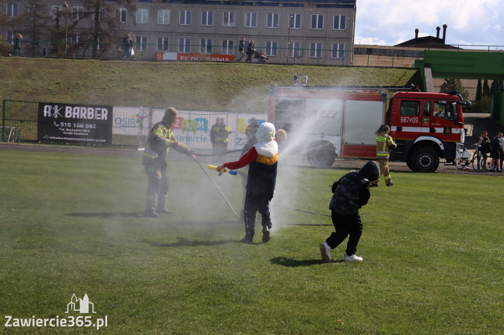 Fotorelacja: Lany Poniedziałek w Zawierciu!