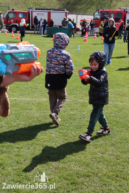 Fotorelacja: Lany Poniedziałek w Zawierciu!