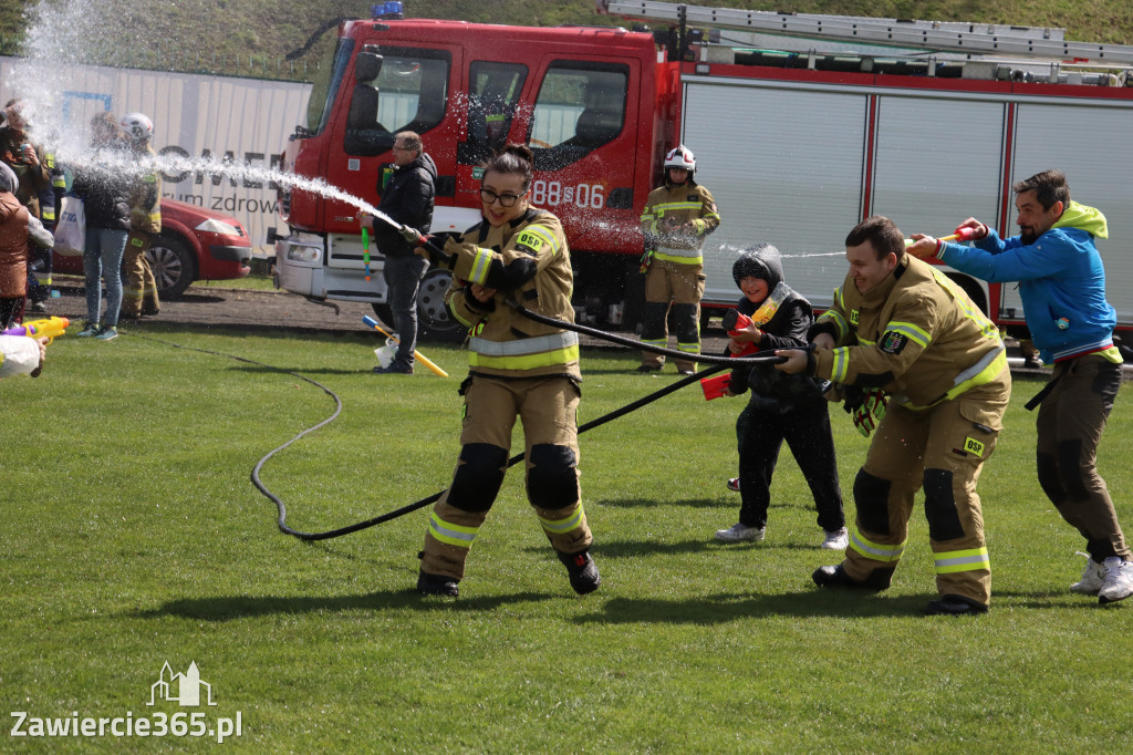 Fotorelacja: Lany Poniedziałek w Zawierciu!