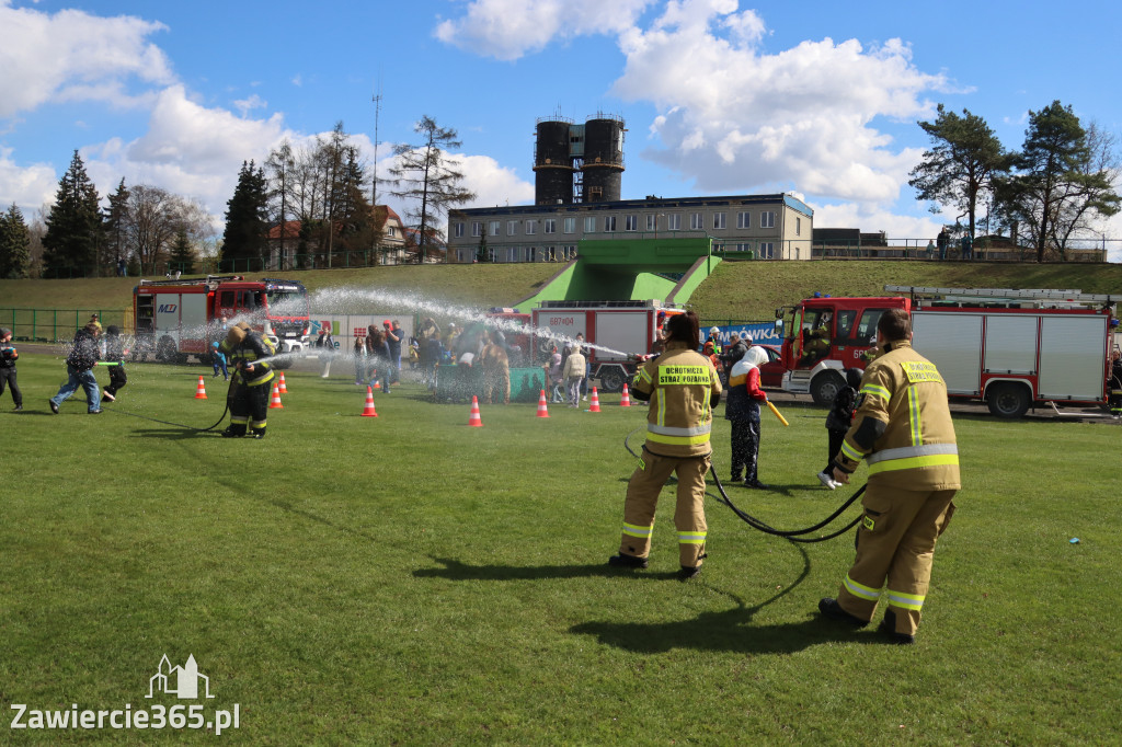 Fotorelacja: Lany Poniedziałek w Zawierciu!
