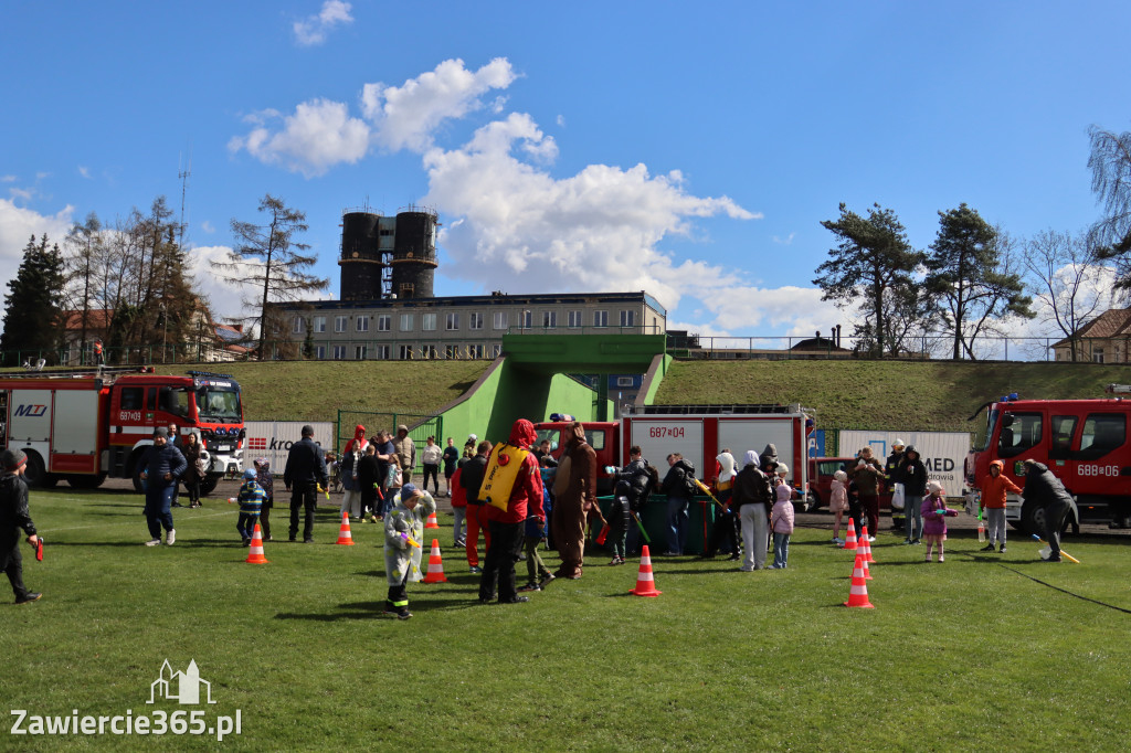 Fotorelacja: Lany Poniedziałek w Zawierciu!